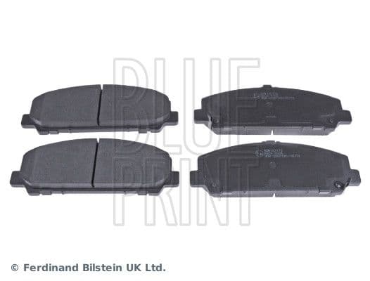 Remblokken set Voor , past: INFINITI QX56, QX80 5.6 09.03-