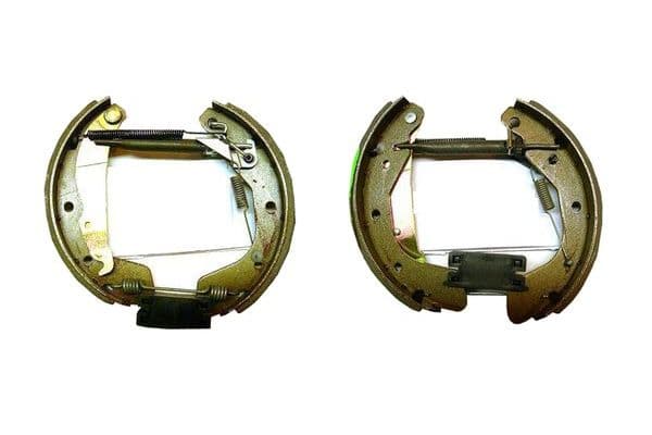 Remtrommelset (schoen, cilinder, veren) past: CHEVROLET CORSA  OPEL ASTRA F, CORSA B, TIGRA 1.0-1.7D 09.91-12.02