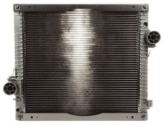 Motorradiator ((en) with frame) past: JOHN DEERE 100, 110, 200, 210, 300, 310, 310L, 400, 410L, 500, 510, 600, 6000, 6003, 6010, 6010 SE, 6020, 6020 SE, 6030, 6040, 6090MC, 6090RC, 6095 B, 6100