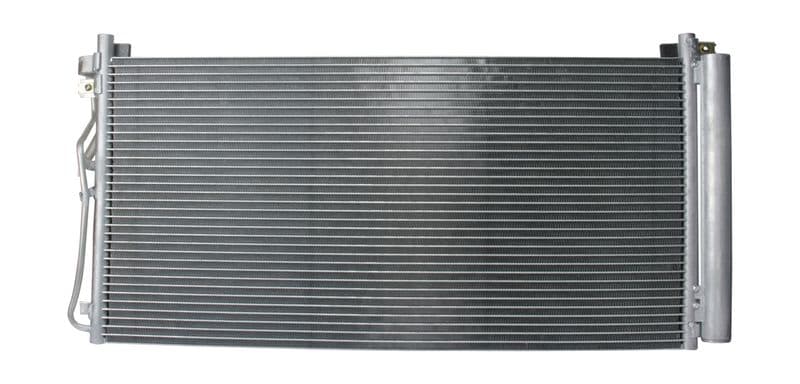 A/C condensator (met droger) past: HYUNDAI GRANDEUR, SONATA V  KIA MAGENTIS II 2.0-3.3 01.05-12.11