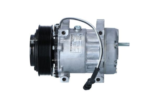 Airconditioning compressor past: DAF XF 106 10.12-